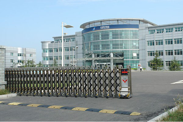 中國(guó)南方航空電動(dòng)伸縮門(mén)工程