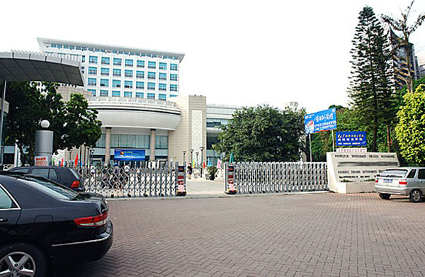 安徽阜陽(yáng)市圖書館電動(dòng)伸縮門工程